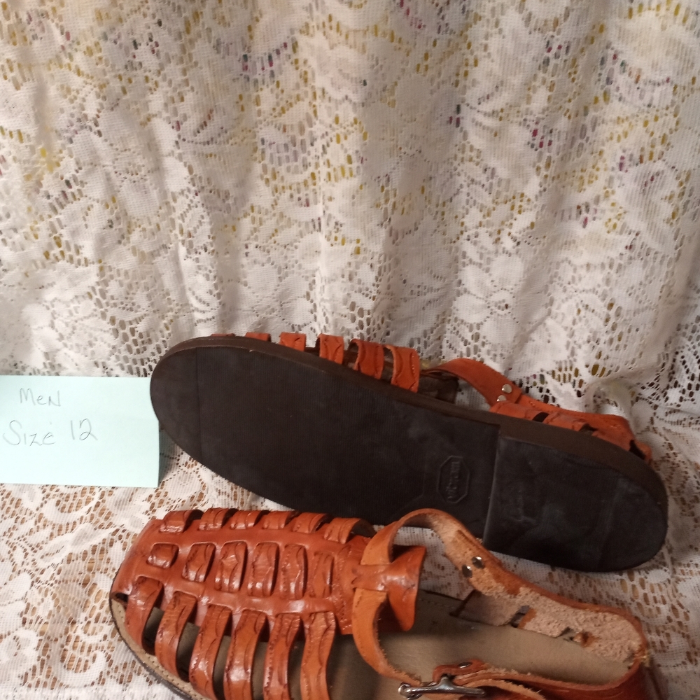 Men sandles - Picture 2 of 3